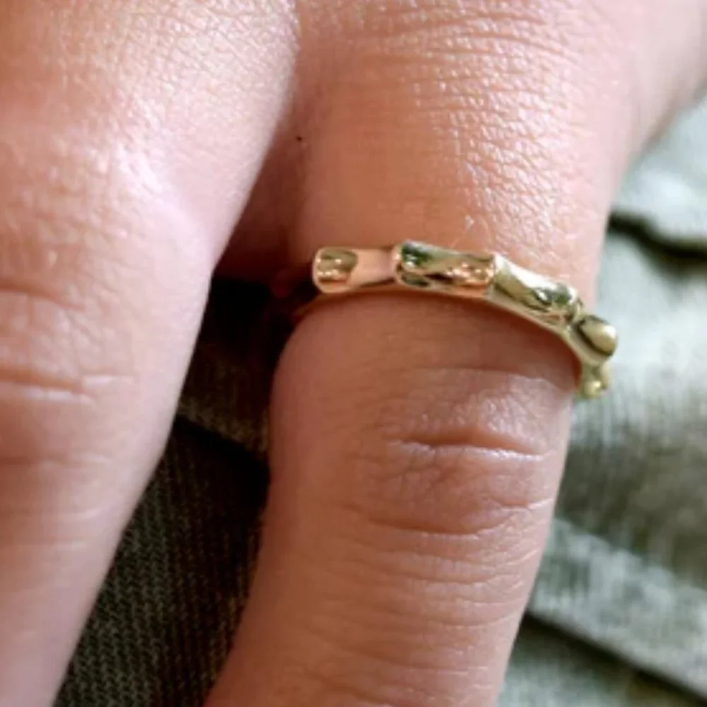MONICA RICH KOSANN HAPPINESS SUN POESY STACKABLE 18K YELLOW GOLD RING 3
